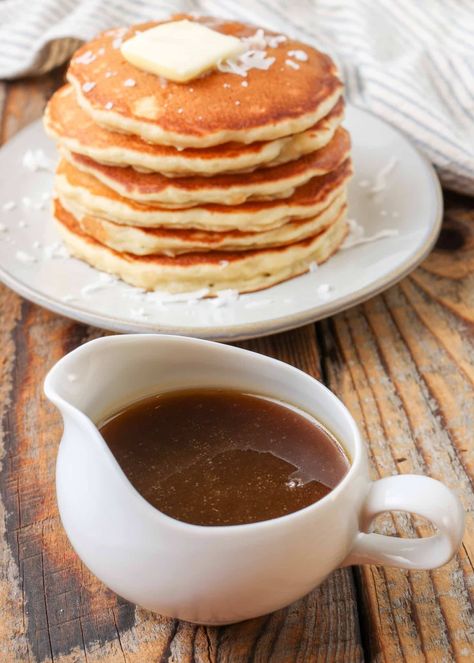 Brown Sugar Butter Syrup - Barefeet in the Kitchen Brown Sugar Pancakes, Cake Syrup, Homemade Pancake Syrup, Pancake Syrup Recipe, Banana Nut Oatmeal, Butter Syrup, Brown Sugar Butter, Butter Pancakes, Stack Of Pancakes