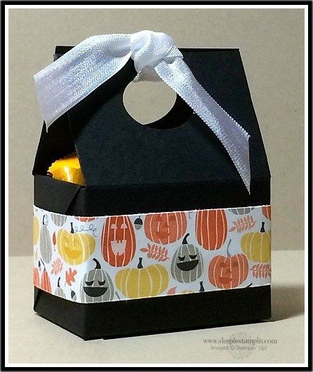 Christmas Bazaar Crafts, Halloween Candy Box, Halloween Treat Holders, Halloween Treat Tags, Halloween Box, Christmas Treats Holders, Halloween Treat Boxes, Halloween Favor, Treat Holders