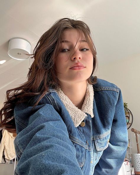 Ava Rose Photo, Ava Rose Beaune, Rose Photo, Denim On Denim, Rose Photos, Bad Girl, American Girl, Books Wattpad, Denim Jacket