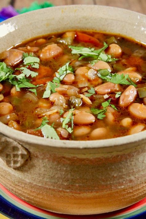 Crock Pot Charro Beans Slow Cooker, Charro Beans Crock Pot, Charo Beans Recipe, Charro Beans Recipe, Beans Slow Cooker, Charro Beans, Slow Cooker Green Beans, Recipes Sides, Frugal Food