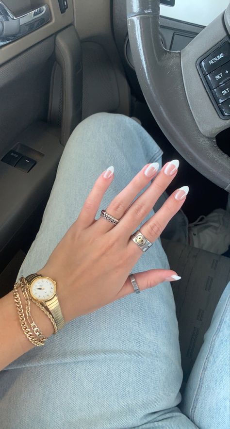 Mallorca Nails, French Tip With Chrome, French Tip Nails Chrome, Nail Inspo Short Nails, Nail Inspo Square, French Tip Chrome, Stylish Acrylic Nails, Chrome French Tips, Nail Inspo French