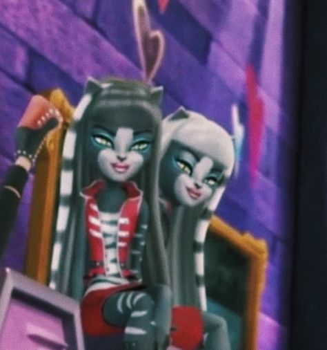 Twin Dolls, Arte Monster High, Monster High Pictures, Moster High, Anime Monsters, Monster High Art, Monster High Characters, Comic Style Art, Anime Dolls