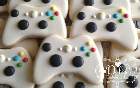 Dolce - Game Controller Party Favors Game Controller Cookies, Game Truck Party, Cookie Party Favors, Cookie Games, Cookie Business, Video Games Birthday, Cake Business, Game Controllers, Beautiful Cookies