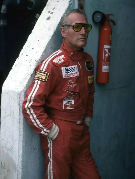 Le Mans, 1979 ❤ - Paul Leonard Newman Paul Newman Style, Joanne Woodward, Porsche Motorsport, Paul Newman, Boiler Suit, Racing Driver, Style Icons, Race Cars, Vintage Fashion