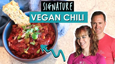 Chili Recipe Vegan, Well Your World, Chili Healthy, Easy Vegan Chili, Vegan Oil Free, Food Flavors, Healthy Oil, Wfpb Recipes, Plant Based Whole Foods