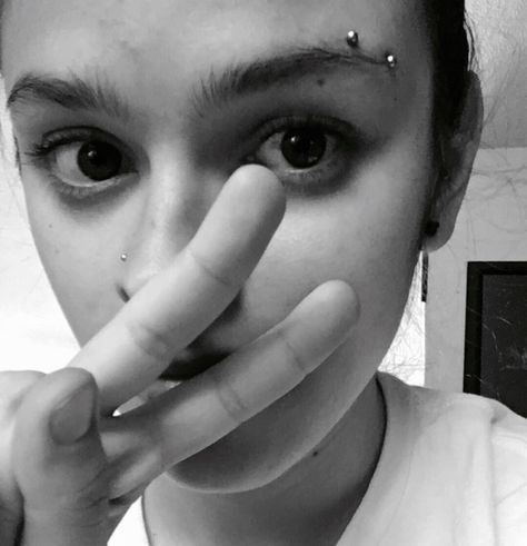 Horizontal Brow Piercing, Horizontal Eyebrow Piercing, Brow Piercing, Piercing Eyebrow, Surface Piercing, Cool Piercings, Piercing Aftercare, Facial Piercings, Dermal Piercing