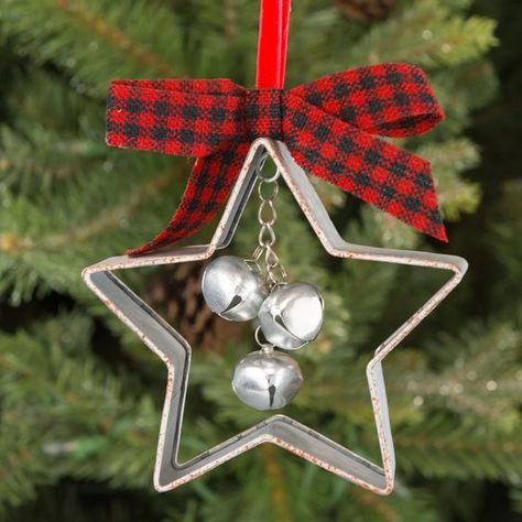 a vintage Christmas ornament of a star cookie cutter, bells and a plaid bow is amazing for tree decor Simple Christmas Diy, Jul Diy, Cracker Barrel, Christmas Ornaments Homemade, Easy Christmas Diy, Christmas Ornament Crafts, Jingle Bell, Handmade Christmas Ornaments, Christmas Ornaments To Make