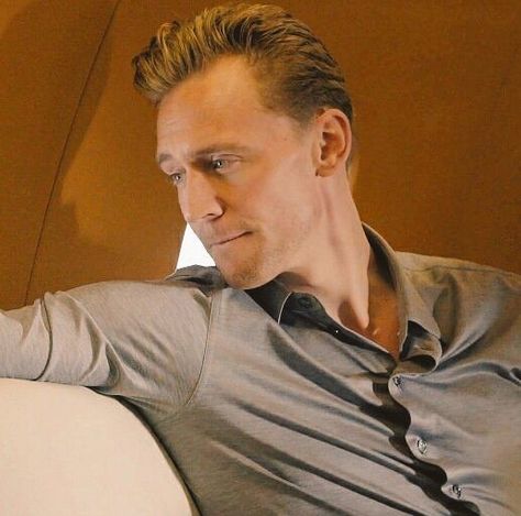 Tom Hiddleston Imagines, Jonathan Pine, Night Manager, Loki Love, Thomas William Hiddleston, Loki Tom Hiddleston, Loki Laufeyson, Tom Hiddleston Loki, Chris Hemsworth