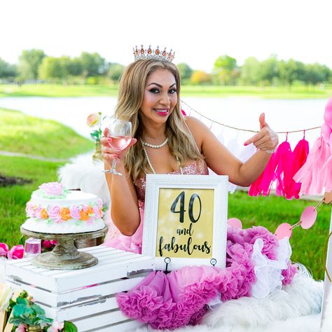 40th Birthday Photo Shoot Ideas Women, 40th Birthday Photo Shoot, Turning 40 Photo Shoot Ideas, 40th Birthday Photo Shoot Ideas, 40th Birthday Celebration Ideas, 40th Birthday For Women, 30th Birthday Outfit, 40th Birthday Themes, 40th Bday Ideas