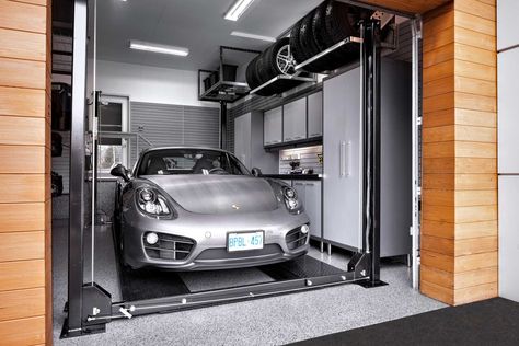 A One Car Garage That’s Fit For Two Garage Car Lift, Single Car Garage, Organization Garage, Garage Design Interior, Garage Renovation, Garage Flooring, Car Lift, Indoor Basketball, Three Car Garage