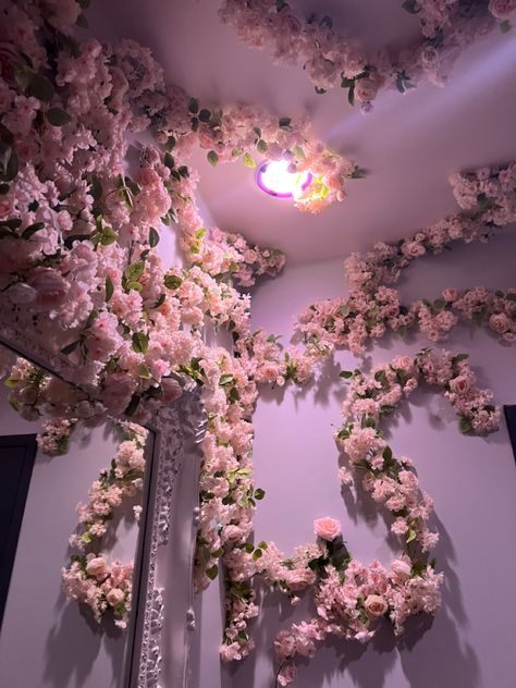 Pink Hanging Flowers Bedroom, Flower Vines On Ceiling Bedroom, Flowers In Room Bedrooms, Cherry Blossom Enchantment Room, Cherry Blossom Decor Living Rooms, Cherry Blossom Room Decor Ideas, Cherry Blossom Vines Bedroom, Cottagecore Princess Bedroom, Pink Vines Bedroom