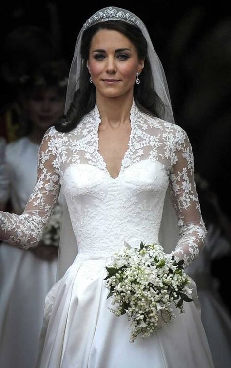 29th April 2011 Catherine, Duchess of Cambridge. Ducesa Kate, Vévodkyně Kate, Kate Middleton Wedding Dress, Düşes Kate, Royal Wedding Gowns, Herzogin Von Cambridge, Middleton Wedding, Kate Middleton Wedding, Prins William