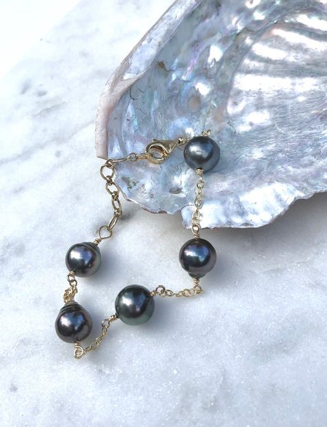 Wrapped Gemstones, Bridal Jewelry Bracelets, Tahitian Pearls Jewelry, Bracelet Pearls, Black Pearl Bracelet, Tahitian Pearl Bracelet, Pearl Charm Bracelet, Station Bracelet, Pearls Jewelry