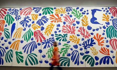 A woman a walks past The Parekeet and the Mermaid 1952 by Henri Matisse. Matisse Cutouts, Gouache Color, White Figures, Acrylic Painting Lessons, Tate Modern, Painting Lessons, Paper Cutout, Henri Matisse, Abstract Oil