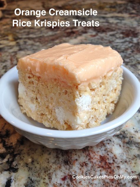 Orange Creamsicle Rice Krispies Treats Cereal Mixes, Marshmallows Recipes, Homemade Rice Krispies, Orange Rice, Marshmallow Recipes, Ball Food, Chocolate Snack Cake, Homemade Rice Krispies Treats, Rice Treats