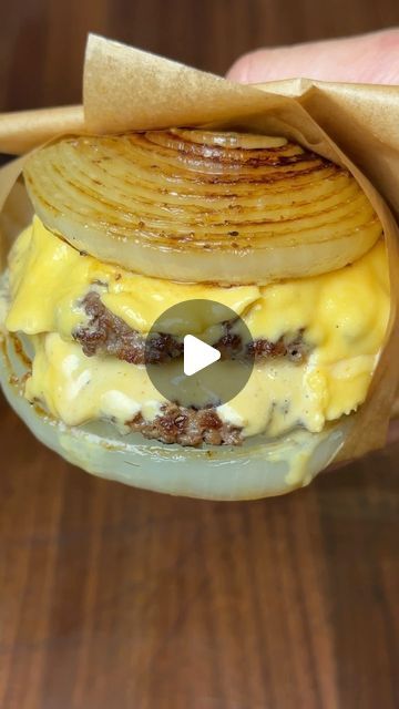 Jordan Hanger on Instagram: "The Flying Dutchman burger 🍔 

#flyingdutchman #keto #onion" In And Out Burger, The Flying Dutchman, Keto Carnivore, Onion Burger, Burger Dogs, Flying Dutchman, Free Keto Recipes, New Cookbooks, Low Carb Keto Recipes