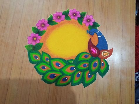 Small Round Rangoli Design, Round Rangoli Designs Latest, Rangoli Designs Drawing, Round Rangoli Design, Round Rangoli, Ready Rangoli, Candy Themed Party, Engagement Mehndi, Latest Rangoli