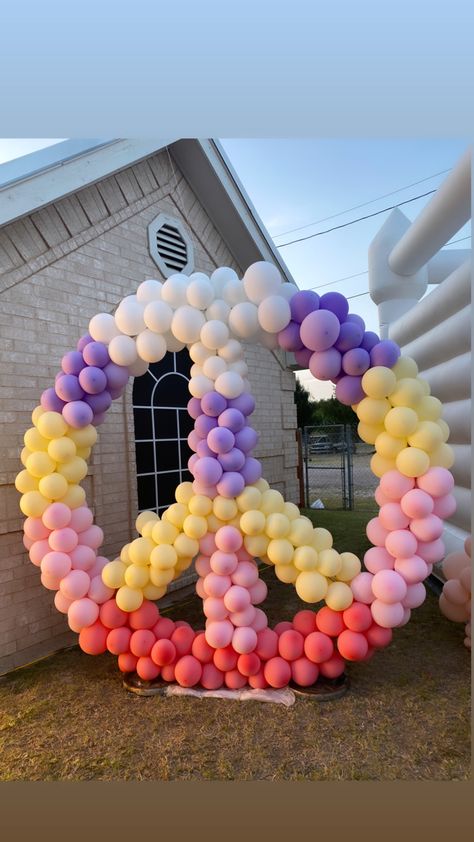 Peace Sign Balloon, Hippie Birthday Party, Beautiful Balloons, Groovy Birthday, Hippie Birthday, Peace Sign, 2nd Birthday, Balloons, Birthday Party