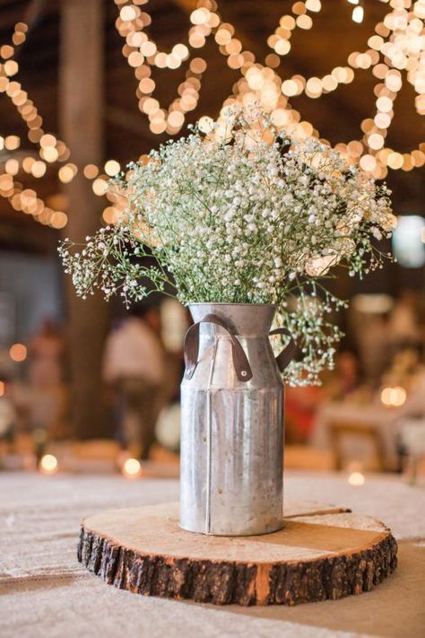 Farm Style Wedding Tables, Wiskey Barrell Ideas Flowers Wedding, Entertainment Ideas Event, Rustic Prom Decorations, Ranch Wedding Decorations, Cowboy Wedding Decor, 50th Centerpieces, Barn Wedding Table Setting, Galvanized Buckets Wedding