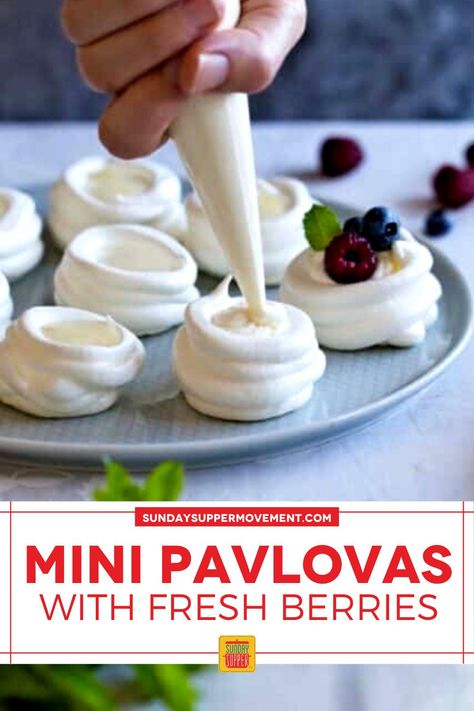 Our Mini Pavlova Recipe is a delicious dessert recipe made with pavlova meringue and a mascarpone filling, finished with fresh berries. #SundaySupper #minipavlovas #pavlovas #easydessert #dessert #berrydessert Mini Pavlova Recipe, Australian Pavlova, Dolci Finger Food, Desserts For Parties, Mini Pavlovas, Pavlova Dessert, Finger Food Desserts, Finger Desserts, Pavlova Cake