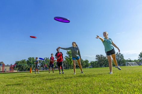 Target-based disc games are great lifetime, recreational activities. From the backyard to any park, picnic, family reunion, or college campus, this simple piece of equipment is versatile and adds great depth to any physical education program Learn more about using disc games in P.E. in this blog! Picnic Family, Golf Scorecard, Pe Ideas, Park Picnic, Disc Golf Courses, Frisbee Disc, Outdoor Education, Trick Shots, Ultimate Frisbee