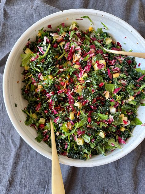 The perfect salad for a holiday dinner party...Winter Chopped Salad with Apple Cider Citrus Vinaigrette. Holiday Cranberry Salad, Citrus Vinaigrette Salad, Holiday Chopped Salad, Elegant Salad Recipes, Christmas Chopped Salad, Winter Lettuce Salad Recipes, Broccoli Craisin Salad, Winter Harvest Salad, Crowd Pleasing Salads