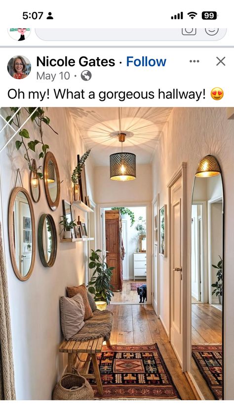 Cottage Hallway Ideas, Craftsman Hallway, Long Hallway Decorating Ideas, Long Narrow Hallway Decorating, Long Narrow Hallway Ideas, Hall Ways Ideas, Long Narrow Hallway, Narrow Hallway Ideas, Narrow Hallway Decorating