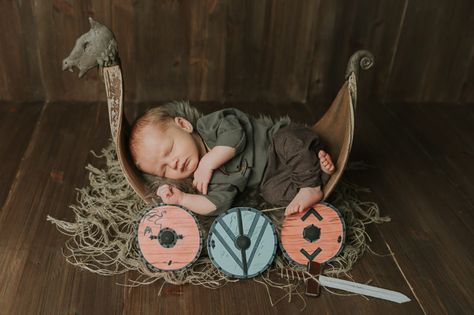 Viking Theme Nursery, Viking Newborn Pictures, Viking Maternity Shoot, Viking Baby Nursery, Viking Baby Shower Ideas, Viking Nursery, Bean Photography, Photo Bebe, Viking Baby