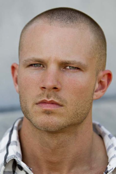 A burr haircut with number one blade on top, tapered down to a no guard on the sides and back. Blonde Buzzcut Men, Butch Haircuts, Buzzcut Men, Induction Cut, Crew Cut Haircut, Blonde Men, Buzz Haircut, Military Hair, Older Mens Hairstyles