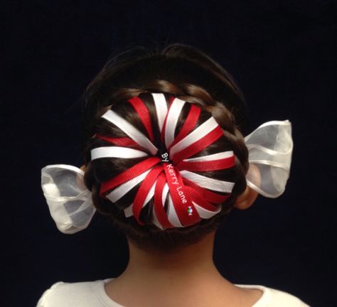 Peppermint Candy 🍬 Candy Cane Hair Ideas, Peppermint Hair, Candyland Theme Hair, Peppermint Costume, Candy Cane Hairstyle, Candy Cane Hair, Crazy Holiday Hair Christmas, Candy Cane Hair Accessories, Aria Hair