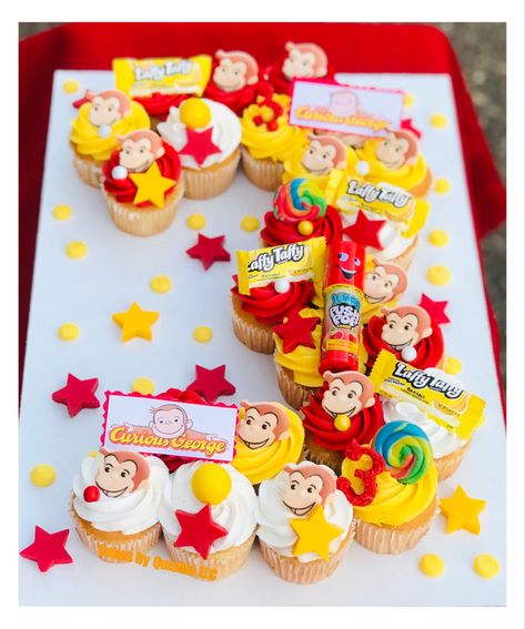 #curiousgeorge #cupcakes #3rdbirthday #birthday #birthdaygirl #birthdayboy #birthdayparty Pull Apart Cupcake Cake Birthday, Number Cupcakes, Muffin Birthday, Curious George Cupcakes, Pull Apart Cupcake, Pull Apart Cupcake Cake, Cake Pulls, Pull Apart Cupcakes, Love Cupcakes