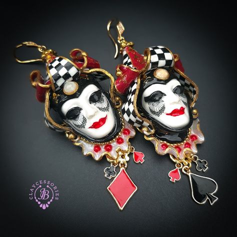 Klimt Women, Jester Mask, Grape Earrings, Court Jester, Earrings Matching, Woman In Gold, Venetian Masks, Wing Earrings, Butterfly Earrings