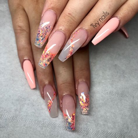 Summer Glitter Nails, Casket Nails, Statement Nail, Nails Colors, Glam Nails, Acrylic Nails Coffin, Nails Coffin, Coffin Nails Designs, Fancy Nails