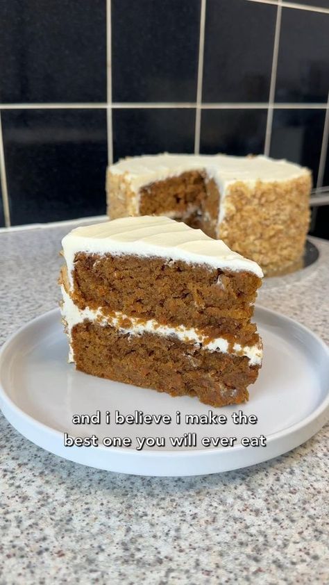 I LOVE CARROT CAKE…i haven’t made one in a while so here we are  this might be biased because i made it, but this is the best carrot cake. it’s so moist, so soft, it has so much flavour and it is soooo easy to make The Best Carrot Cake, Carrot Cake With Cream Cheese, Best Carrot Cake, Cake With Cream Cheese Frosting, Sweet Dishes Recipes, Easy Baking Recipes Desserts, Sweet Snacks Recipes, With Cream Cheese Frosting, Delicious Snacks Recipes