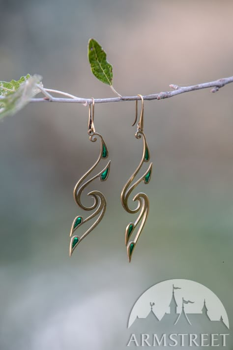 Brass and Enamel Earrings with Leaves “Water Flowers” for sale. Available in: brass :: by medieval store ArmStreet Fantasy Earrings, Bijoux Art Nouveau, Art Nouveau Pattern, Elven Jewelry, Fan Jewelry, Wedding Dresses With Flowers, Nature Earrings, Medieval Jewelry, Legolas