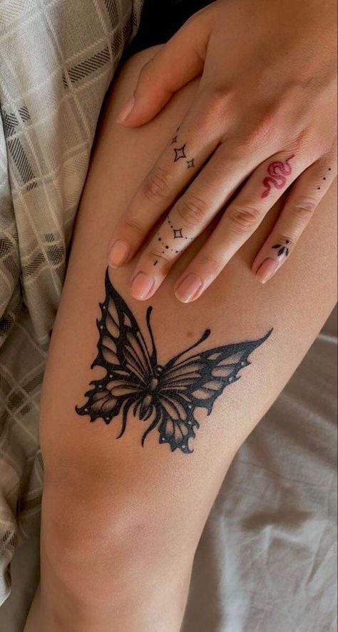 Delicate Grunge Tattoo, Butterfly Tattoo For Leg, Upper Leg Tattoos For Women Thigh Tat Butterfly, Edgy Butterfly Tattoo Designs, Tattoo Butterfly Thigh, Tattoo Thigh Women Small, Thigh Goth Tattoo, Goth Star Tattoo, Goth Snake Tattoo