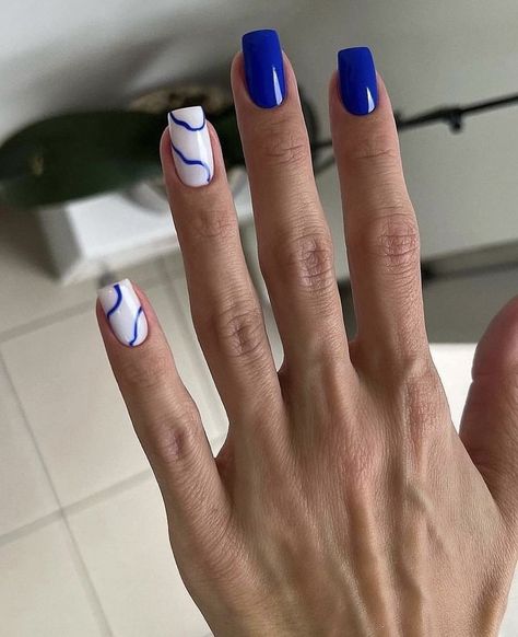 Wow Nails, Simple Gel Nails, Modern Nails, Casual Nails, Soft Nails, Blue Nail, Rainbow Nails, Nail Art Hacks, Pretty Acrylic Nails