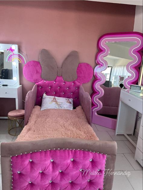 Minnie Mouse Room, Minnie Mouse Bedroom Decor, Minnie Mouse Room Decor, Barbie Room Decor, Kids Bedroom Furniture Design, Pink Baby Room, Kid Bedrooms, Girly Room Decor, Apartment Decorating Living