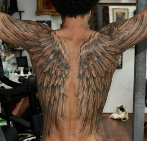 Angel Wings Tattoo Shoulder, Angel Wings Tattoo On Back, Wing Tattoos On Back, Tato Salib, Wing Tattoo Men, Wing Tattoos, Rip Tattoo, Men Tattoos Arm Sleeve, Awesome Tattoo