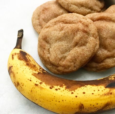 Banana Snickerdoodles – e2 bakes brooklyn Banana Snickerdoodle Bars, Banana Snickerdoodle Cookies, Banana Snickerdoodles, Banana Cookie, Banana Recipes Easy, Banana Cookie Recipe, Peanut Butter Blondies, Ranch Recipes, Snickerdoodle Bars