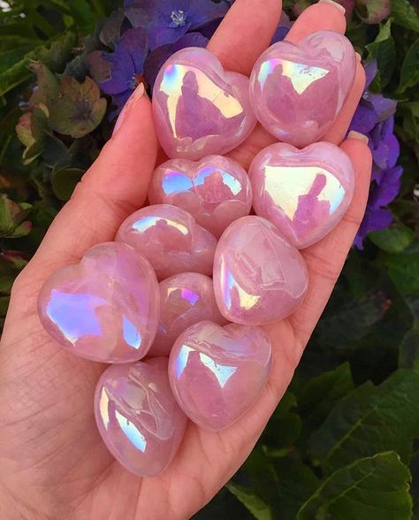 Spiritual Wellbeing, Rose Aura Quartz, Aura Rose Quartz, Spiritual Vibes, Rose Aura, Rose Quartz Heart, Colour Board, Aura Quartz, Crystal Shop