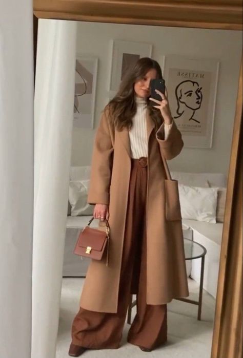 Skandinavian Fashion, Ways To Wear A Scarf, Winter Fashion Outfits Casual, Looks Street Style, Modest Fashion Outfits, Coat Outfits, Mode Inspo, Autumn Outfit, Looks Style