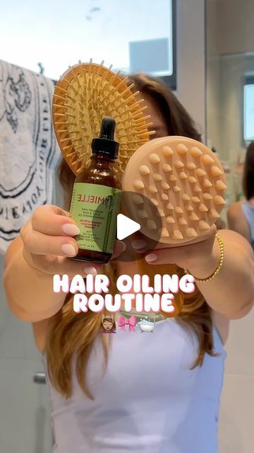 269K views · 14K likes | Emilia Marantos on Instagram: "hair oiling 101!!! the routine that has worked miracles on my hair 🥹🎀🫶🏽  also just want to preface this has what worked for me!! I am by no means an expert 😙💞  #hairoiling #hairoil #hairgrowth #hairgrowthtips #hairgrowthjourney #hairoilsforgrowth" How To Use Hair Oil, How To Oil Your Hair, Oiling Hair Routine, Hair Oiling Tips, Hair Oiling Routine, Hair Oiling, Hair Oils, The Routine, Hair Growth Tips