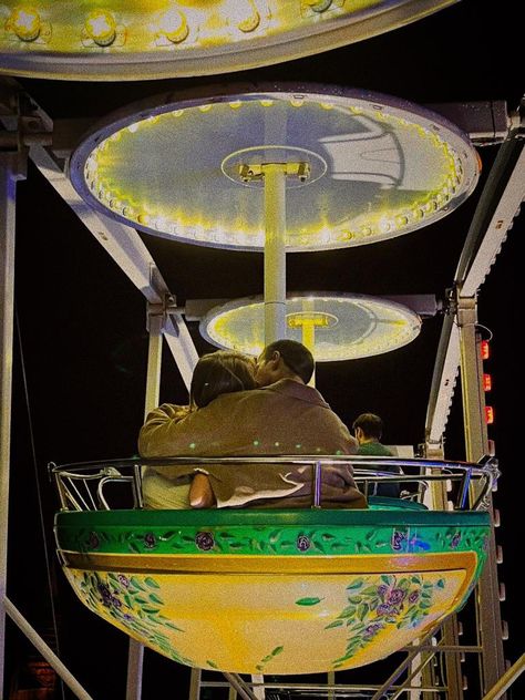 #ferriswheel #kiss #datenight Top Of Ferris Wheel Kiss, Ferris Wheel Kiss, People Kissing, Cinnamon Bun, This Is Love, Book Store, Ferris Wheel, Couple Goals, Date Night