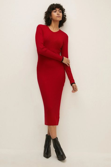 Sheek Outfits, Ribbed Dress Outfit, Knitted Dress Outfit, Sister Fashion, London Outfits, Red Knit Dress, Long Sleeve Jersey Dress, Wedding Outfit Ideas, Oasis Dress