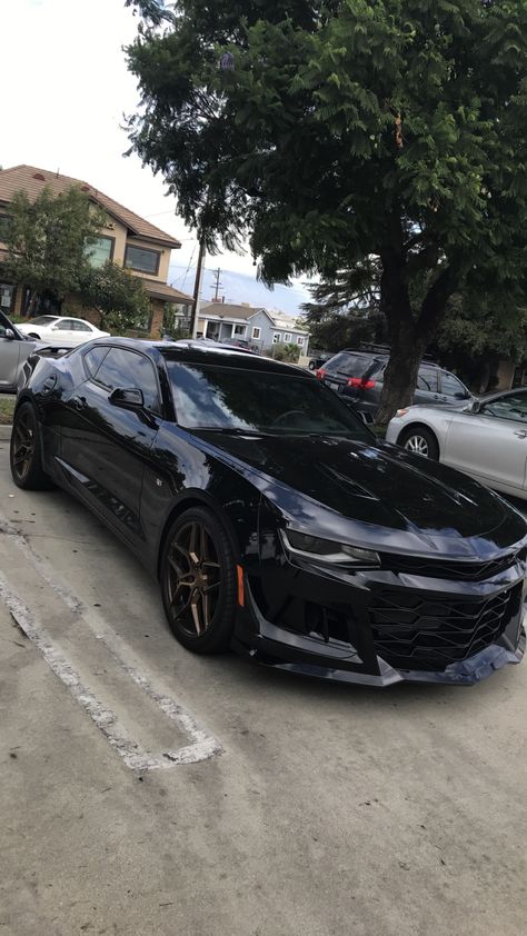 Black Camaro SS with Bronze Rims 2014 Camaro, Black Camaro, Bd Ideas, Camaro Interior, Custom Camaro, Camaro Car, Car Things, Cars Brand, 2160x3840 Wallpaper