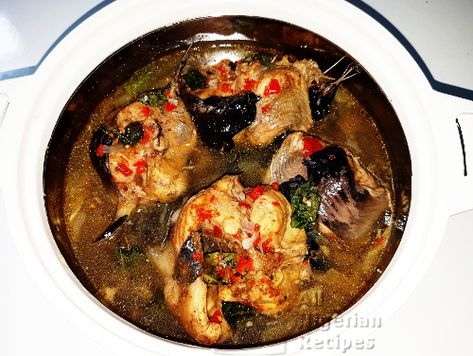 Nigerian Pepper Soup aka Point and Kill is the Nigerian Pepper soup prepared with catfish. If you are far away from all exclusive Nigerian restaurants where you can eat this soup, learn how to prepare it in your own kitchen. Catfish Pepper Soup, Fish Pepper Soup, Nigerian Pepper Soup, African Soup, All Nigerian Recipes, Grilled Catfish, How To Cook Plantains, Health Meal Prep, Nigerian Recipes