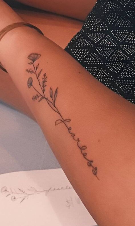 Flower Tattoo With Words As Stem Arm, Inner Forearm Flower Tattoo Women, Inside Forearm Tattoo Women Flower, Forearm Tattoo Women Self Love, Chic Tattoo Ideas, Side Forearm Tattoos For Women, Woman’s Inner Forearm Tattoo, Side Of Forearm Tattoo Women, Side Forearm Tattoo Women