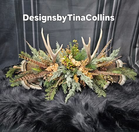 Protea Flower Arrangements, Antlers With Flowers, Graveside Flowers, Antler Centerpiece, Grave Blanket, Antler Flower, Feather Arrangements, Antler Projects, Taxidermy Decor