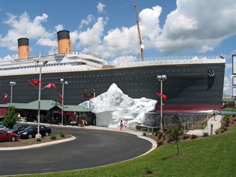 Titanic Wreck, Titanic Model, Branson Vacation, Titanic Museum, Titanic Ship, Silver Dollar City, Get Schwifty, Branson Missouri, Ocean Liner